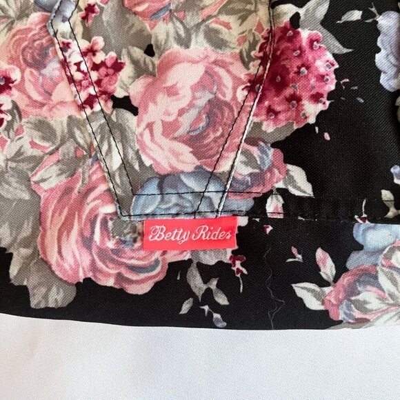 BETTY RIDES BLACK PINK FLORAL FLARED SNOWBOARD WINTER PANTS - S - Picture 9 of 16